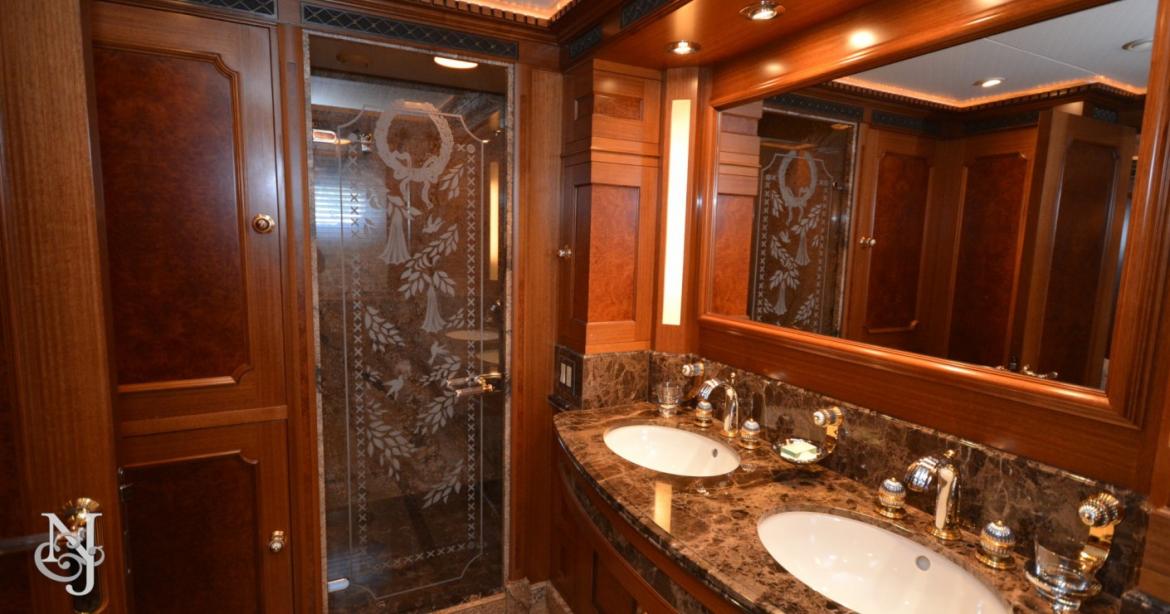 yacht Gallant Lady