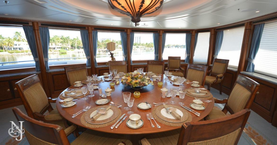 yacht Gallant Lady