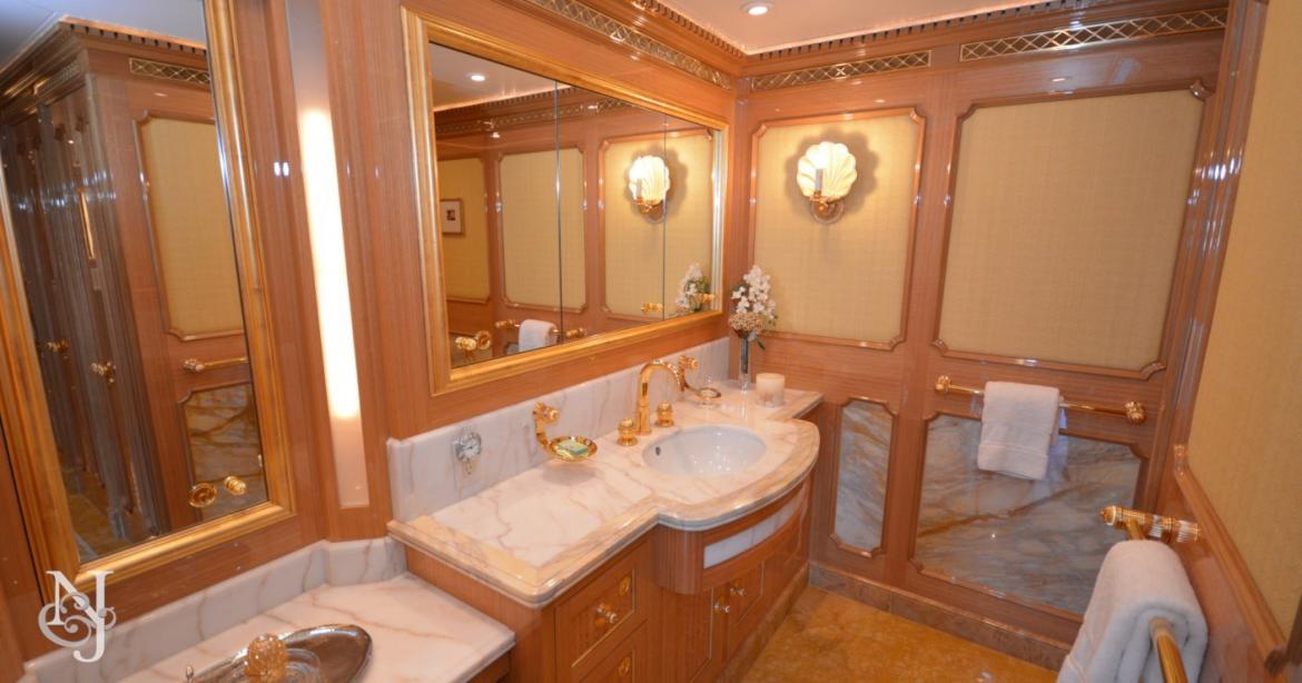yacht Gallant Lady
