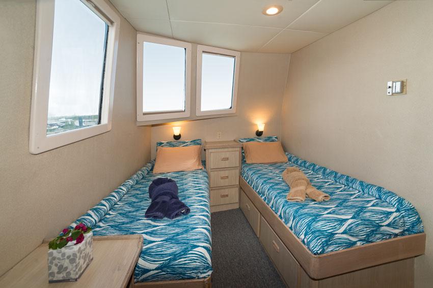yacht Turks & Caicos Explorer II
