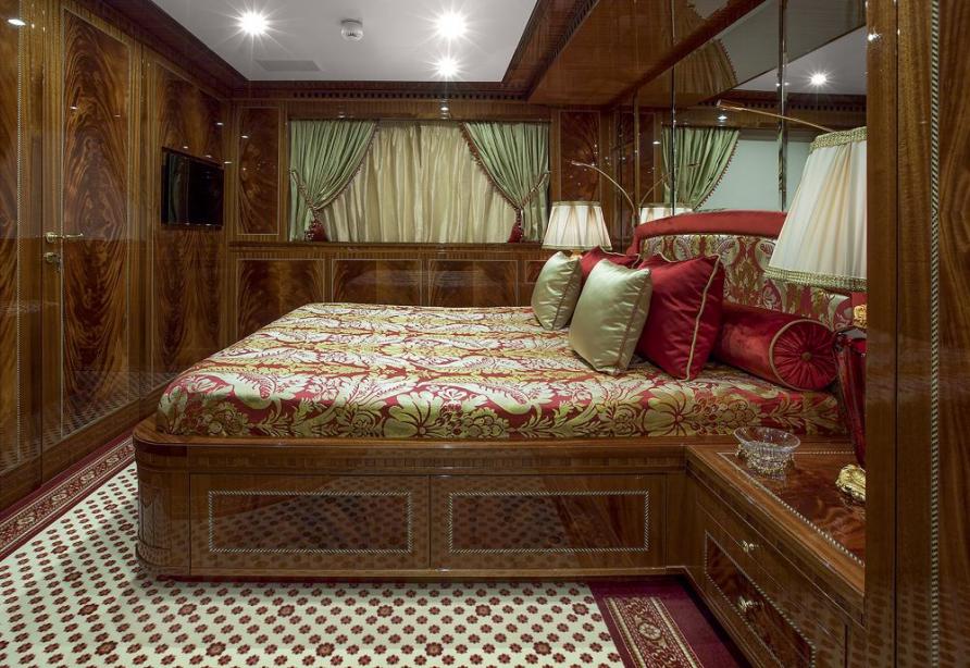 yacht Gazzella