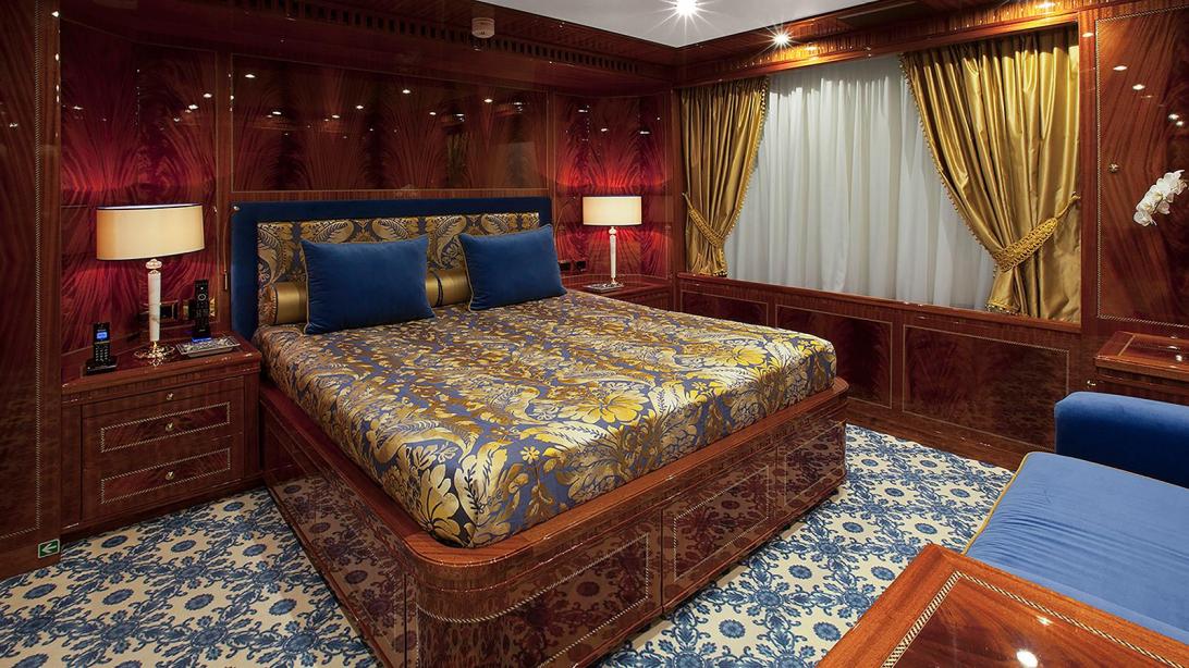 yacht Gazzella