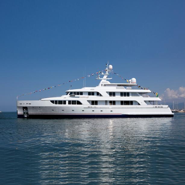 yacht Gazzella