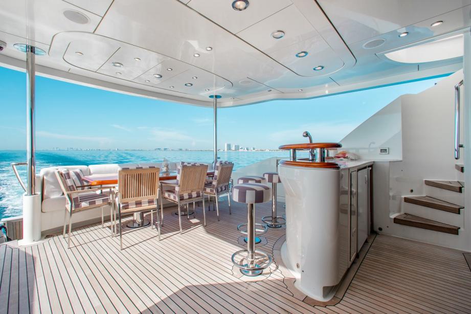 yacht Blacksheep
