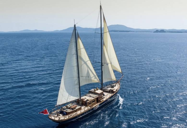 yacht Cassiopeia