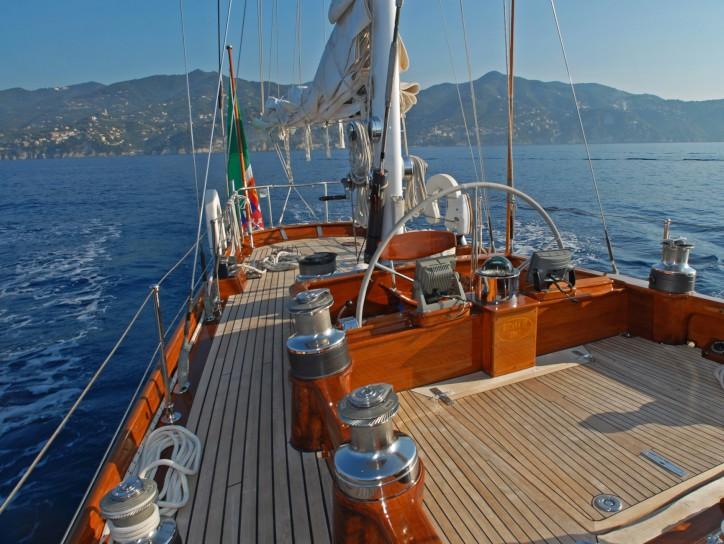 yacht Gitana IV