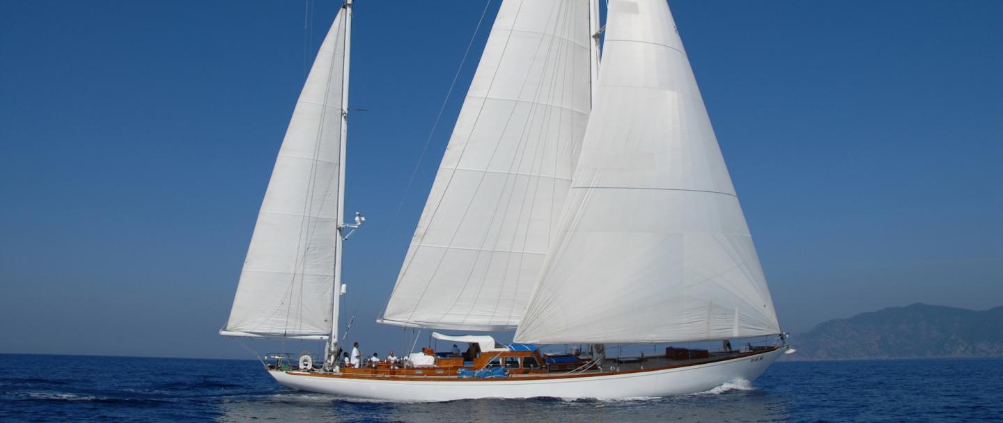 yacht Gitana IV