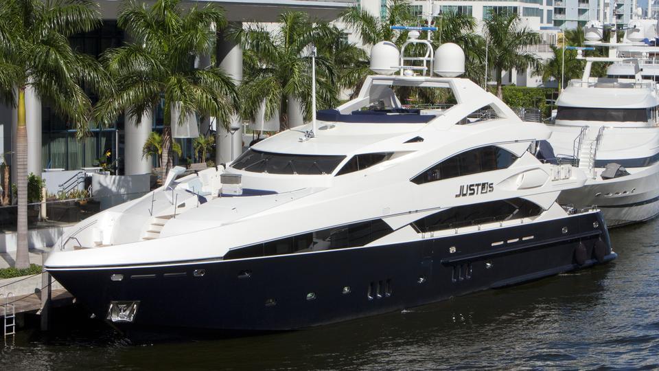 yacht Vegas