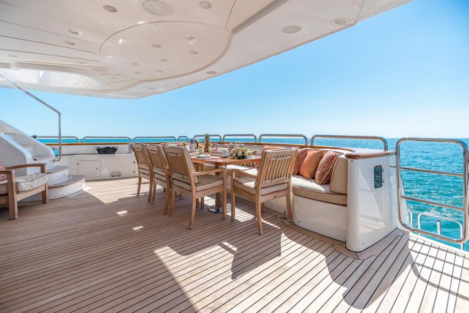 yacht Bunty