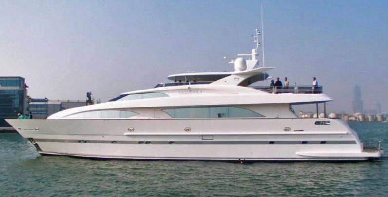 yacht Trident I