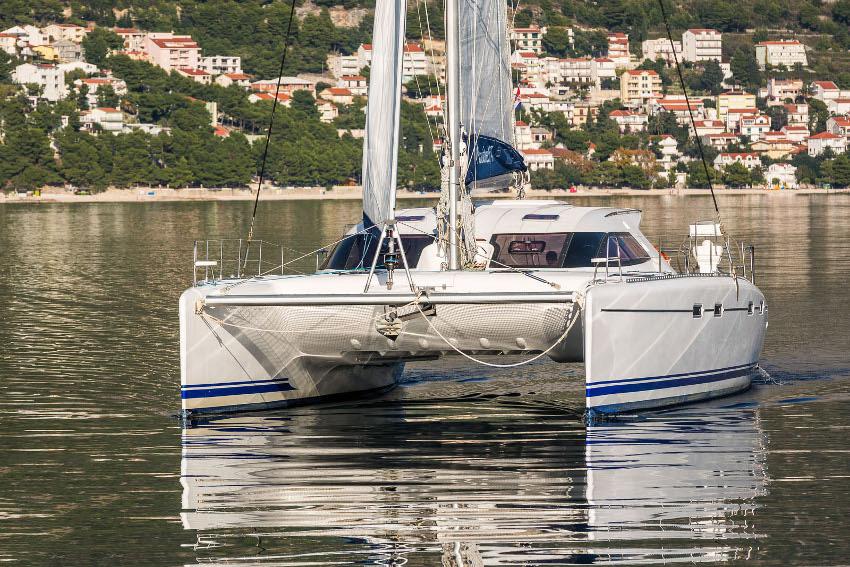 yacht Nautitech 47