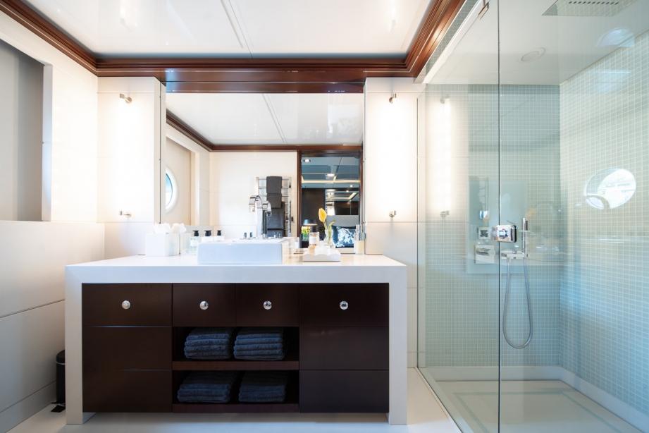 yacht Quantum