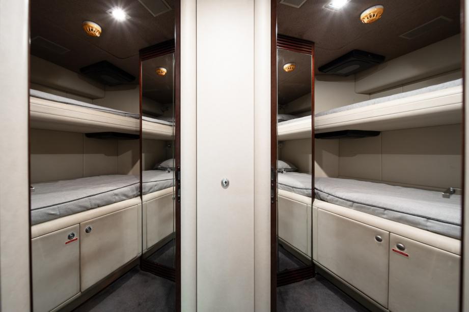 yacht Quantum