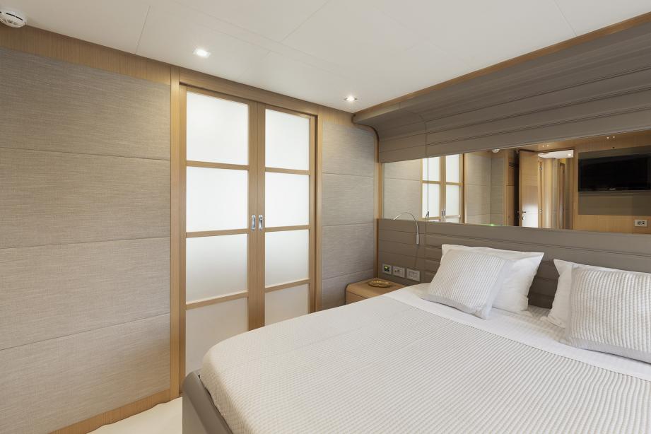 yacht La Pace