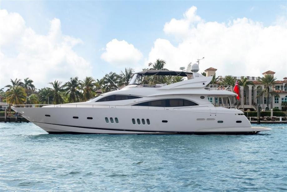 yacht Gallivant