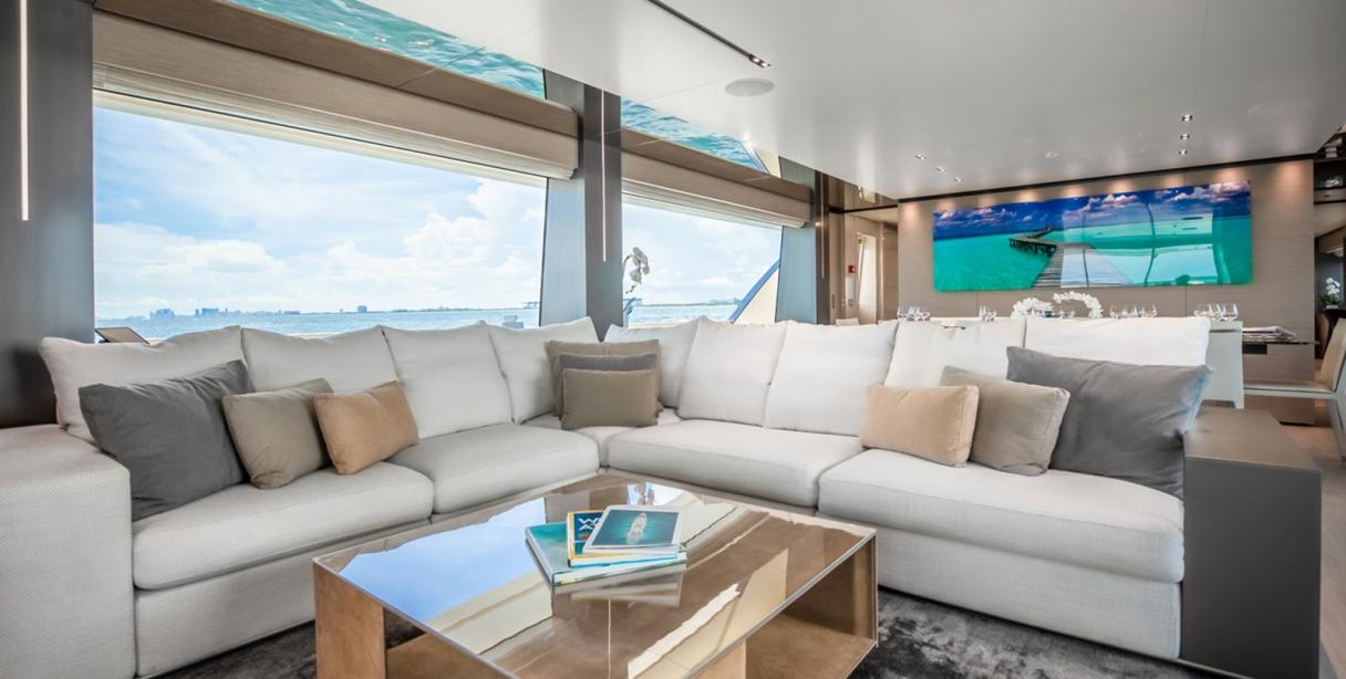 yacht Fifi