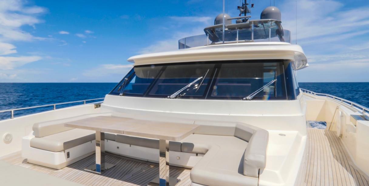 yacht Fifi
