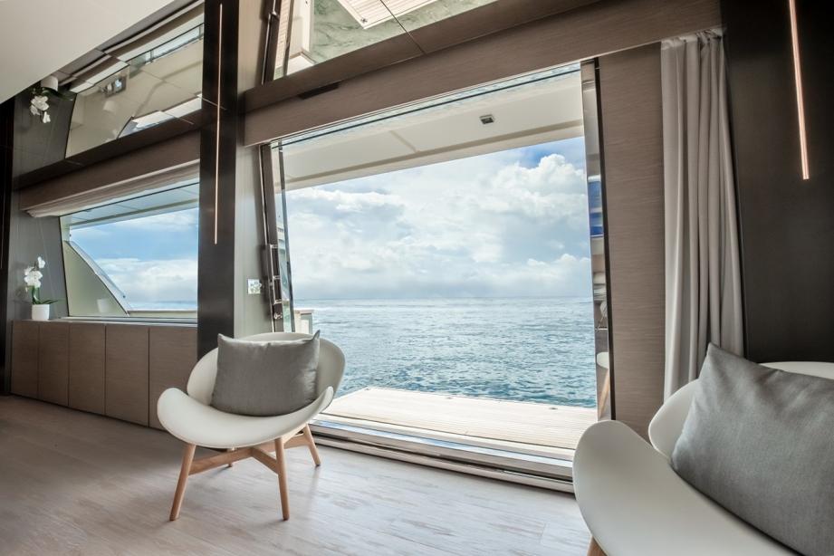 yacht Fifi