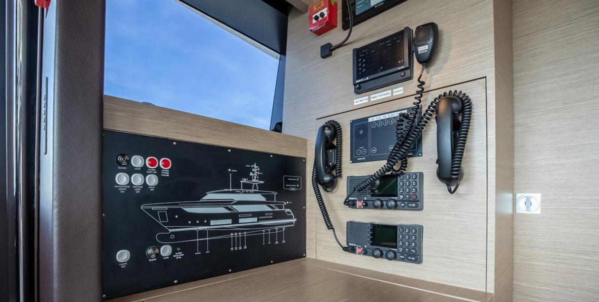 yacht Fifi