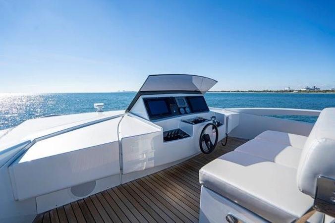 yacht Coal Blooded