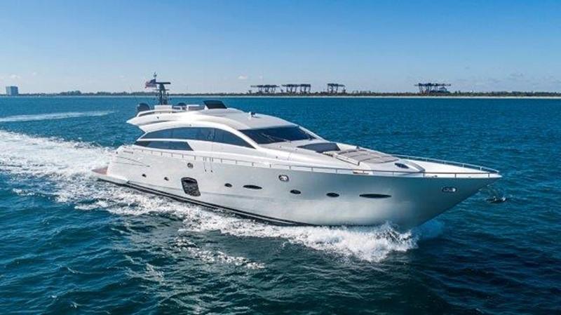 yacht Coal Blooded