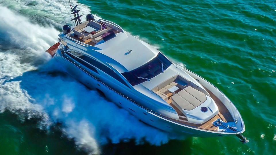 yacht Coal Blooded