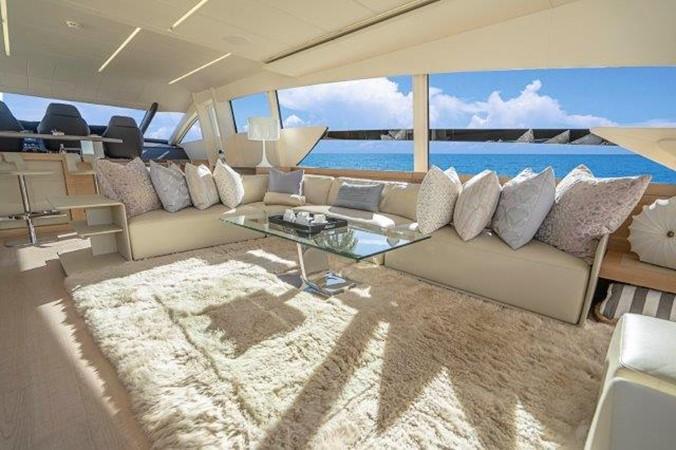 yacht Coal Blooded