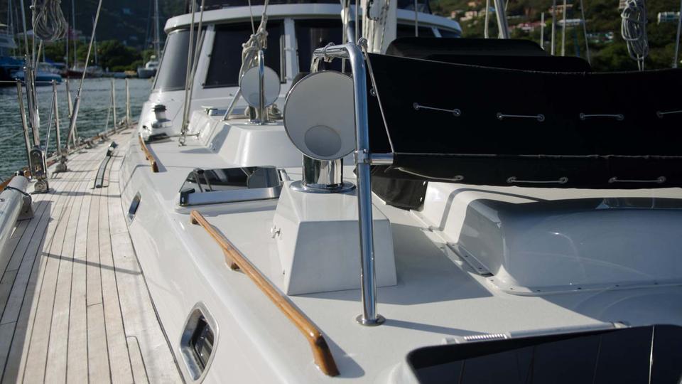yacht Mustang
