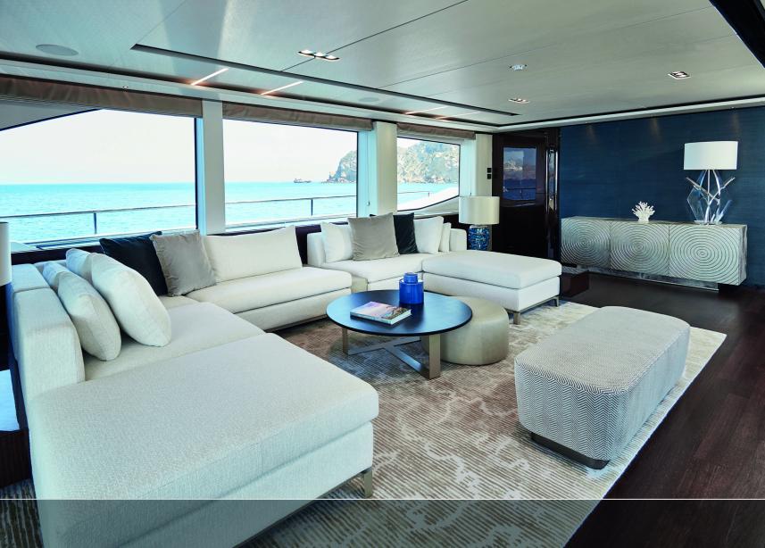 yacht Ghost
