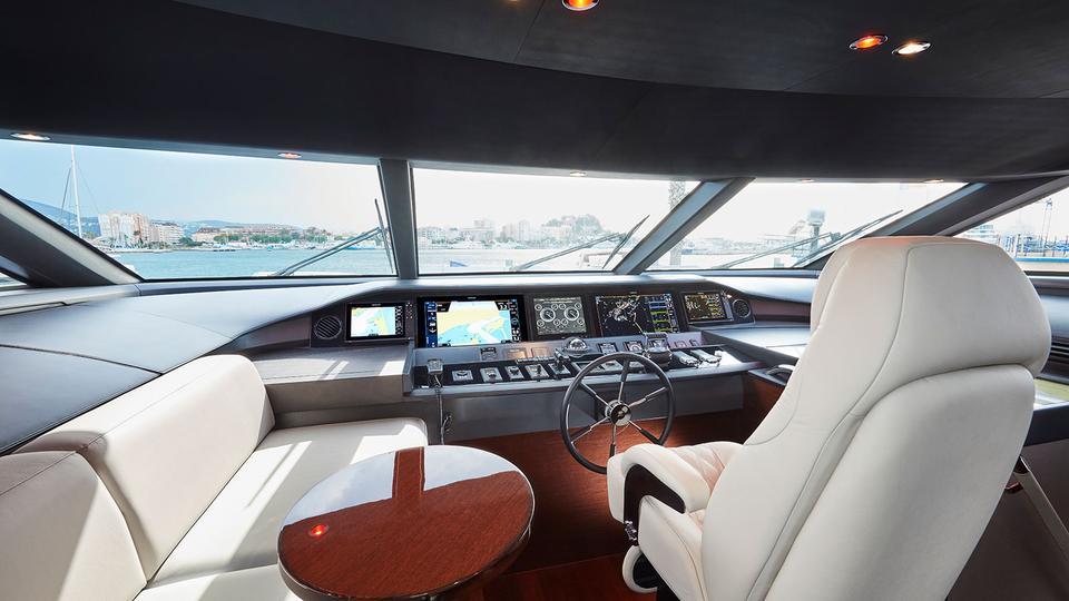 yacht Ghost