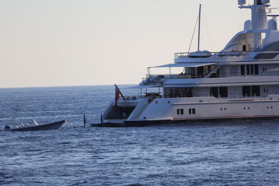 yacht Hampshire II