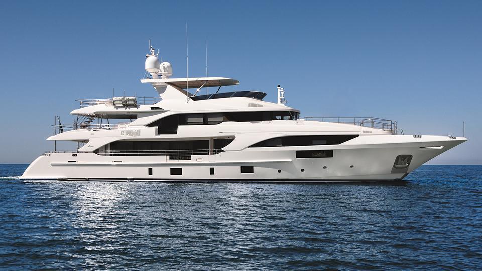 yacht Benetti BS010