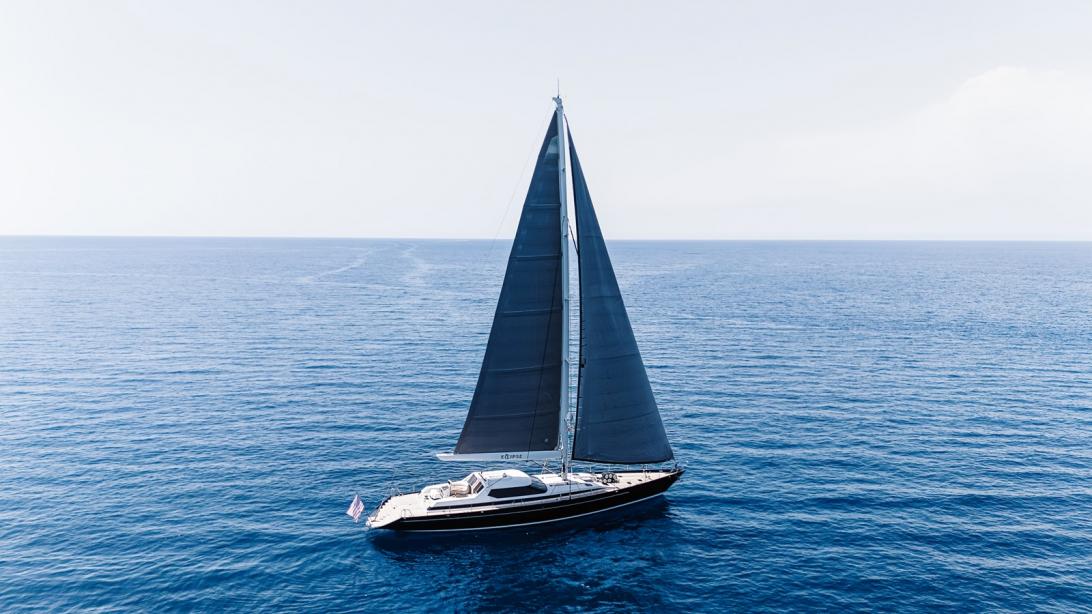 yacht Eclipse