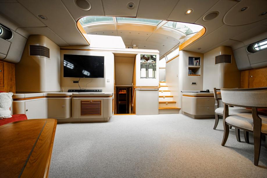 yacht Eclipse