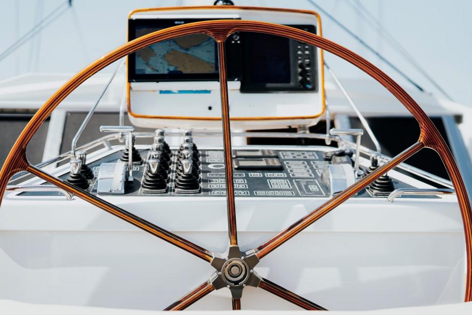 yacht Eclipse