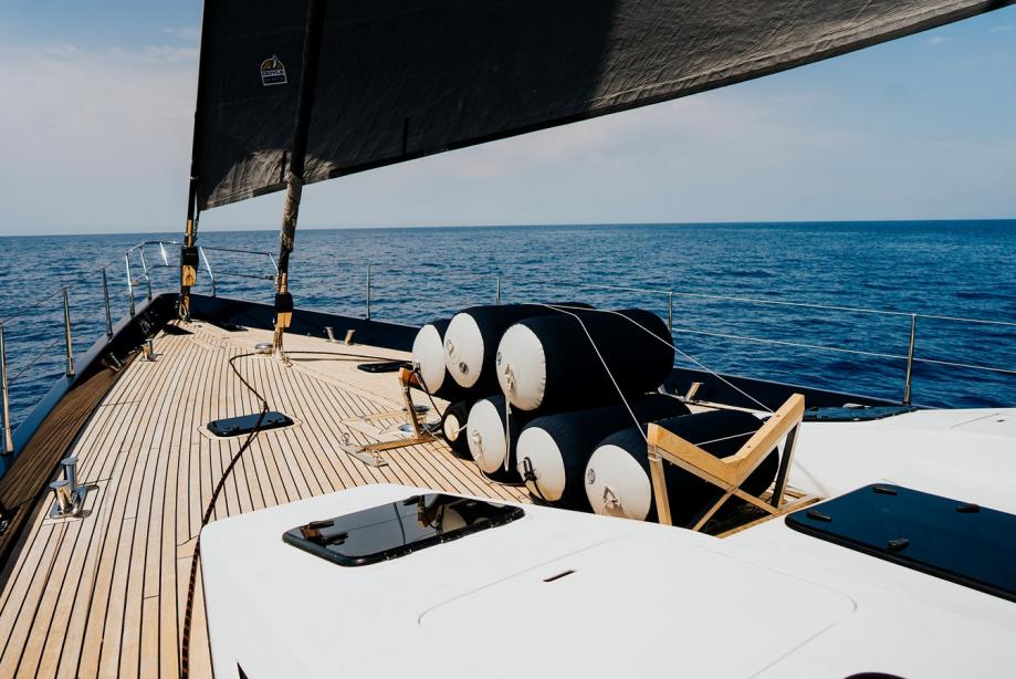 yacht Eclipse