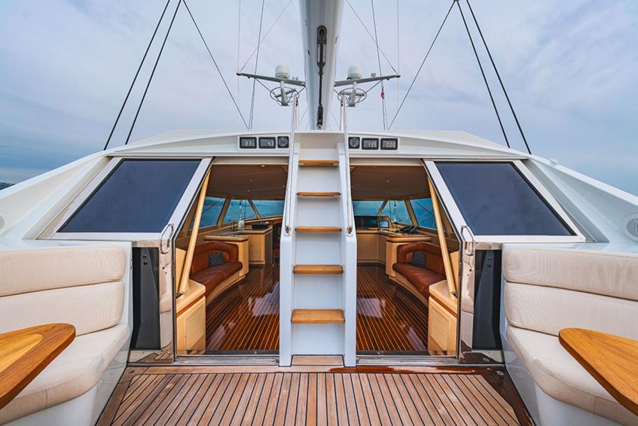 yacht Eclipse