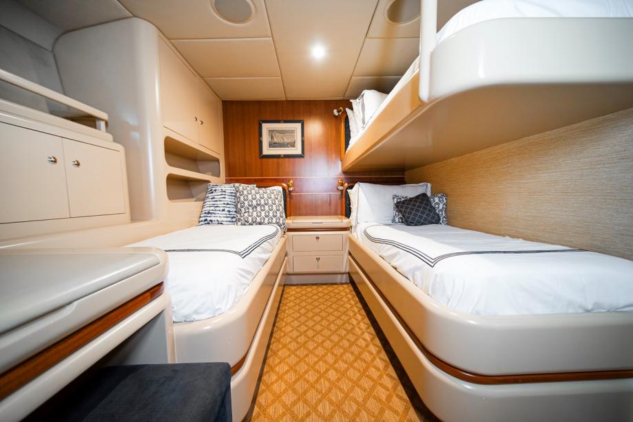 yacht Eclipse