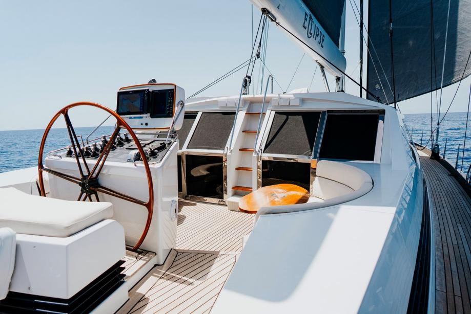 yacht Eclipse