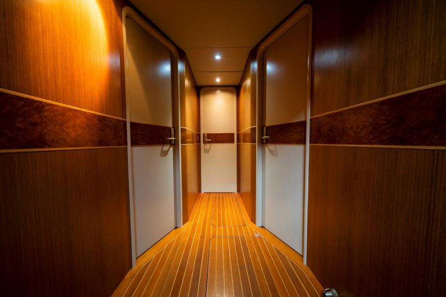 yacht Eclipse