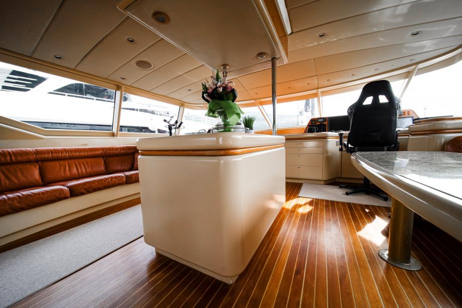 yacht Eclipse