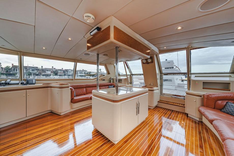 yacht Eclipse