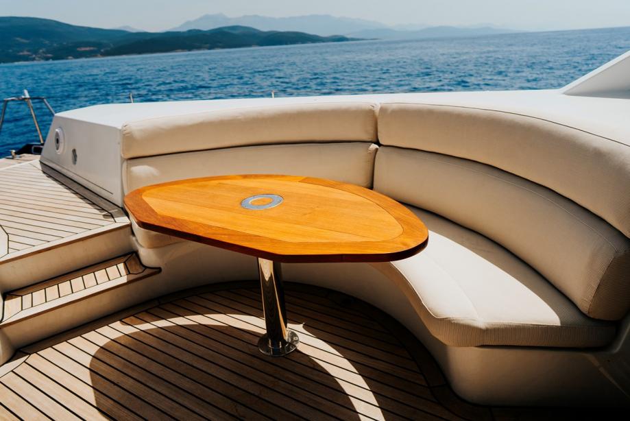 yacht Eclipse