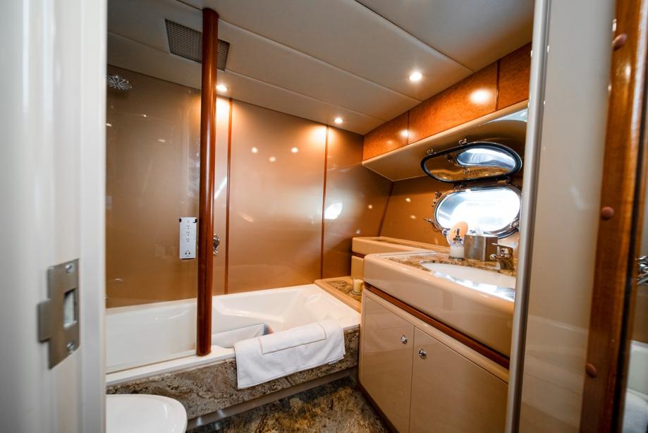 yacht Eclipse