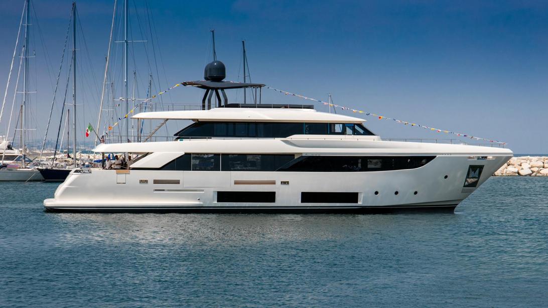 yacht Navetta 33/04