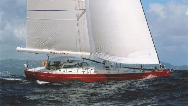 yacht Heidenskip