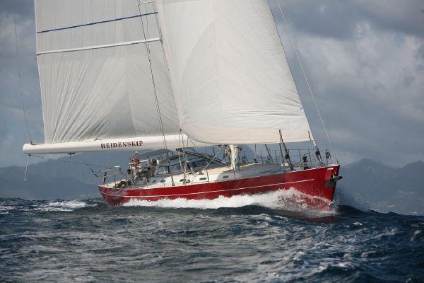 yacht Heidenskip