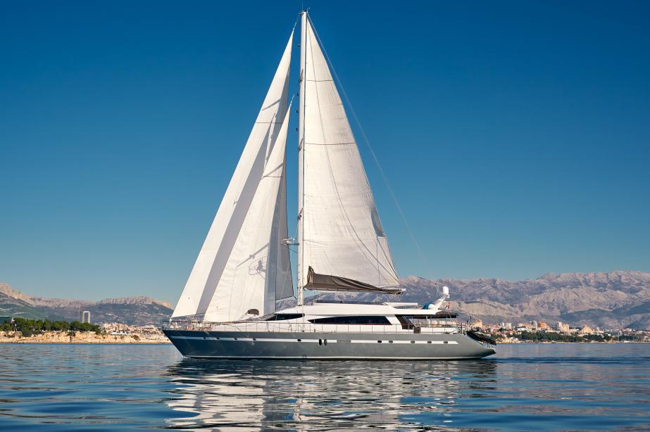 yacht San Limi