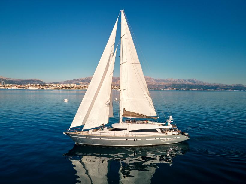 yacht San Limi