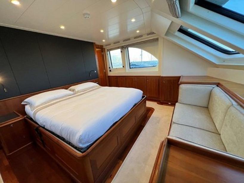 yacht Archipelago